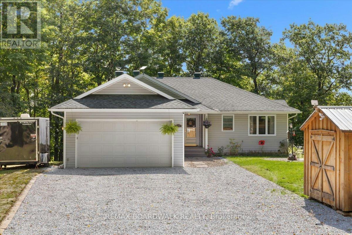 700 Strawberry Lane, Tay Valley, ON, K0G 1A0