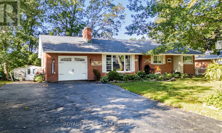 107 Peacock Crescent