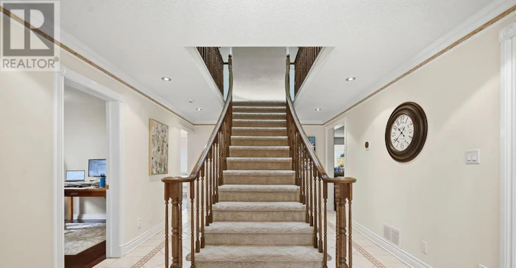 766 Lalande Terrace, Ottawa, ON, K4A 2M3 - 2