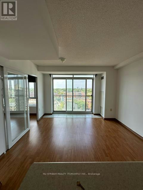 910-15 Maplewood Avenue, Toronto, ON, M6C 4B4 - 5