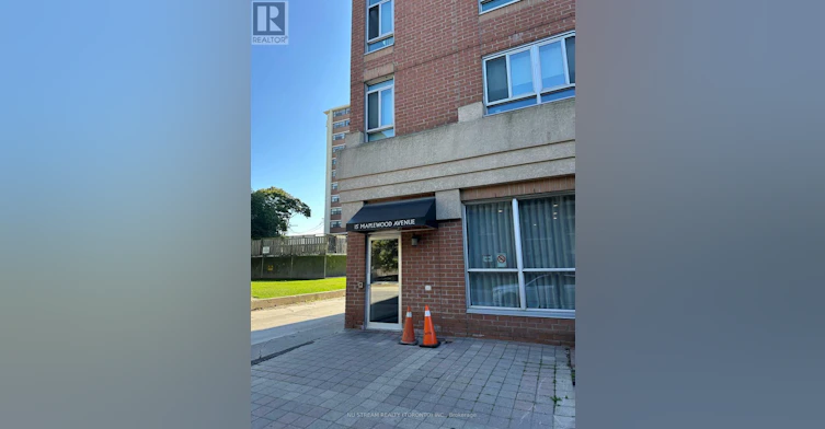 910-15 Maplewood Avenue, Toronto, ON, M6C 4B4 - 2