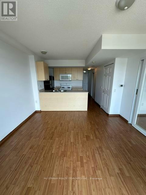 910-15 Maplewood Avenue, Toronto, ON, M6C 4B4 - 7