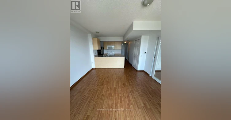 910-15 Maplewood Avenue, Toronto, ON, M6C 4B4 - 7