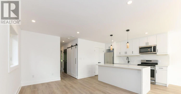 4-269 Donlands Avenue, Toronto, ON, M4J 3R5 - 5