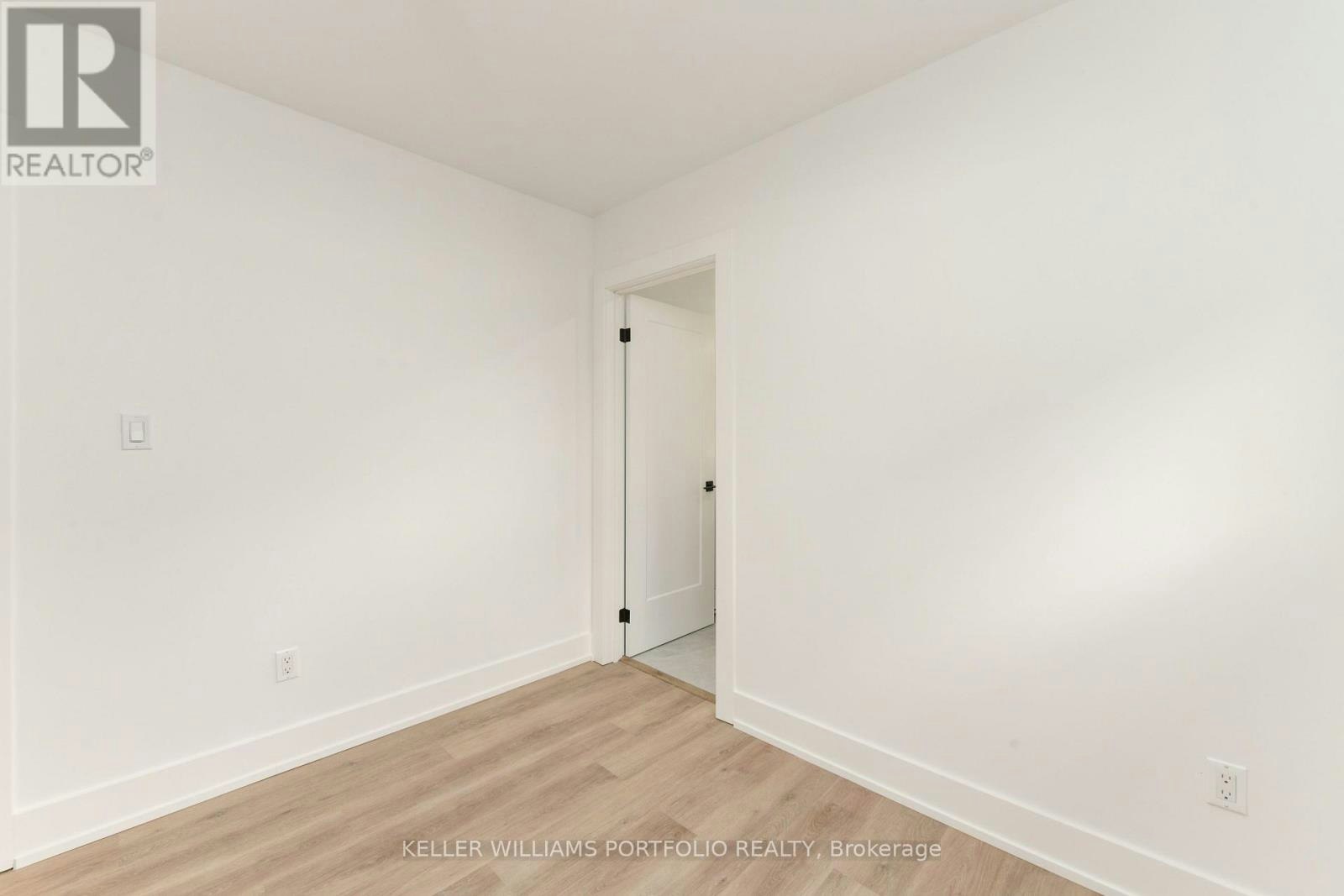 4-269 Donlands Avenue, Toronto, ON, M4J 3R5 - 28