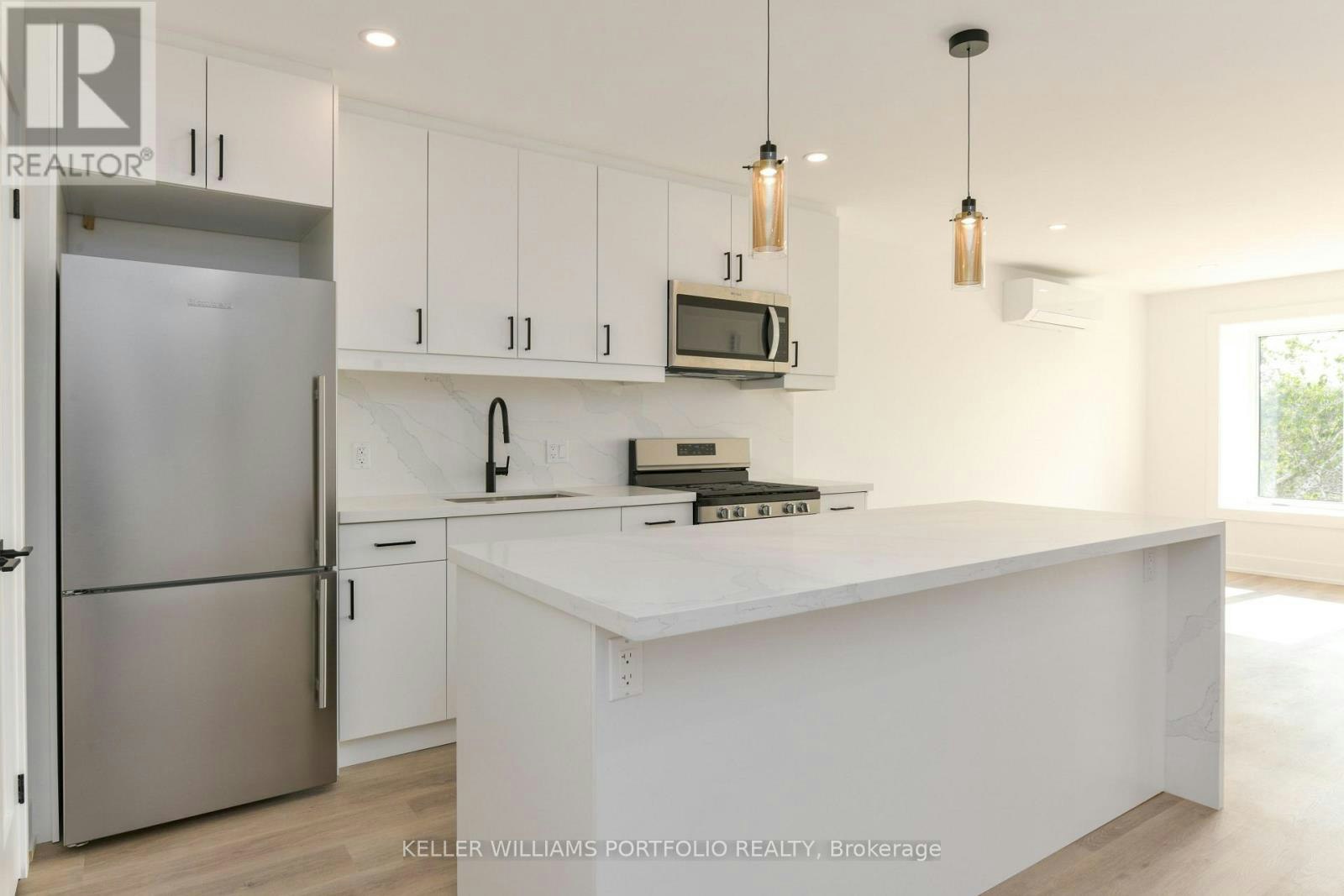 4-269 Donlands Avenue, Toronto, ON, M4J 3R5 - 7