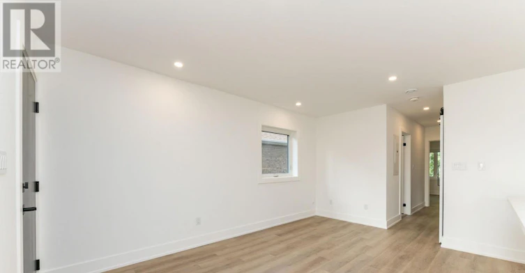 4-269 Donlands Avenue, Toronto, ON, M4J 3R5 - 18