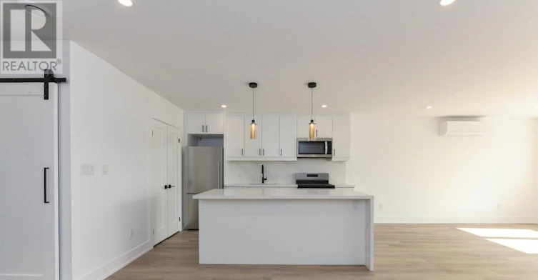 4-269 Donlands Avenue, Toronto, ON, M4J 3R5 - 4