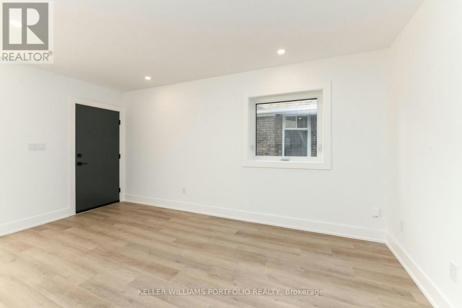 4-269 Donlands Avenue, Toronto, ON, M4J 3R5 - 19