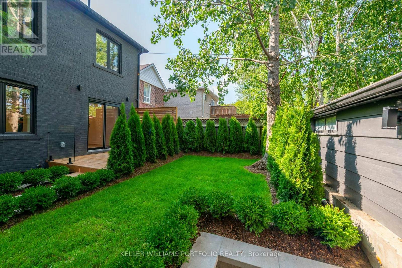 4-269 Donlands Avenue, Toronto, ON, M4J 3R5 - 32
