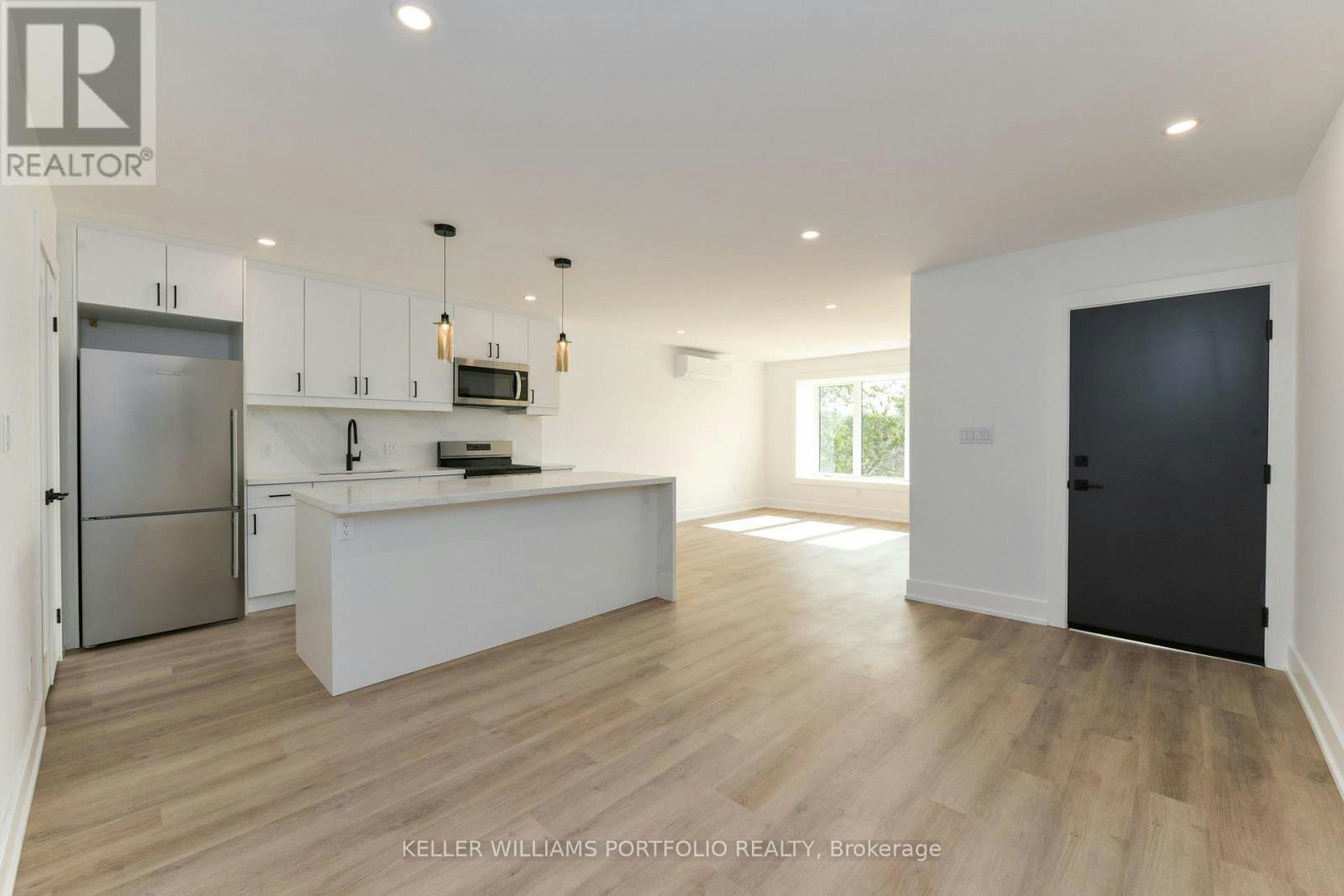 4-269 Donlands Avenue, Toronto, ON, M4J 3R5 - 3