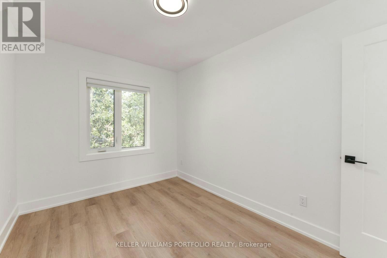 4-269 Donlands Avenue, Toronto, ON, M4J 3R5 - 26
