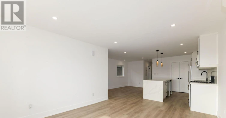 4-269 Donlands Avenue, Toronto, ON, M4J 3R5 - 16