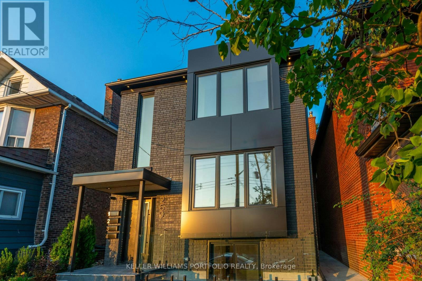 4-269 Donlands Avenue, Toronto, ON, M4J 3R5 - 39