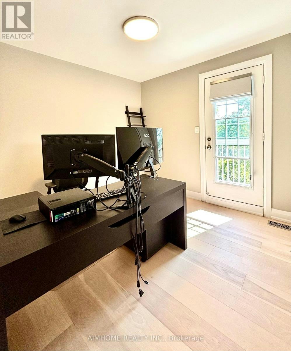 35-15 Old Colony Road, Richmond Hill, ON, L4E 4L5 - 12