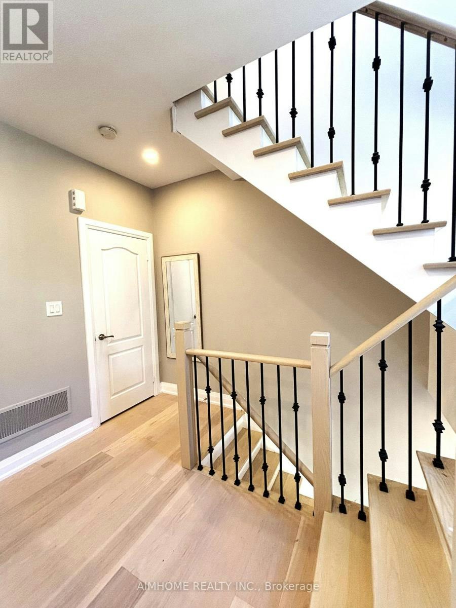 35-15 Old Colony Road, Richmond Hill, ON, L4E 4L5 - 24
