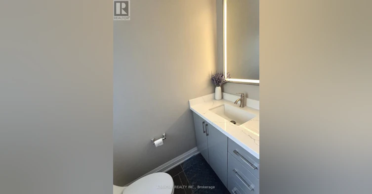 35-15 Old Colony Road, Richmond Hill, ON, L4E 4L5 - 21