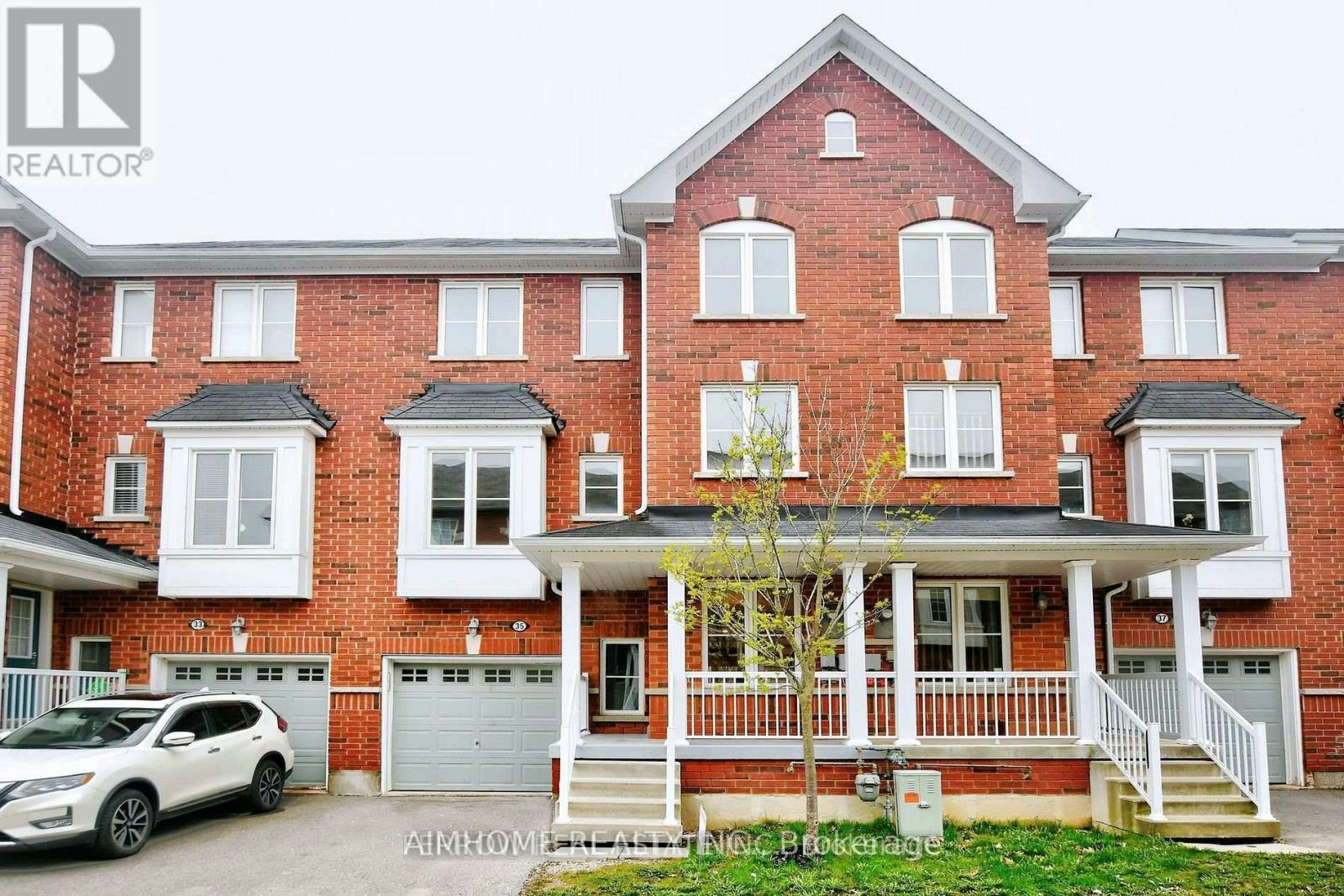 35-15 Old Colony Road, Richmond Hill, ON, L4E 4L5