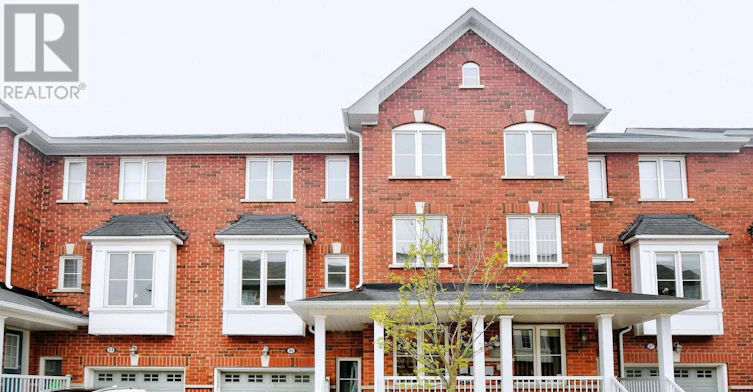 35-15 Old Colony Road, Richmond Hill, ON, L4E 4L5