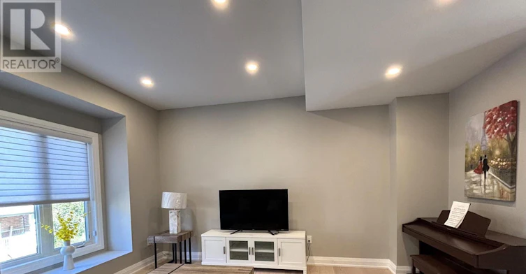 35-15 Old Colony Road, Richmond Hill, ON, L4E 4L5 - 2