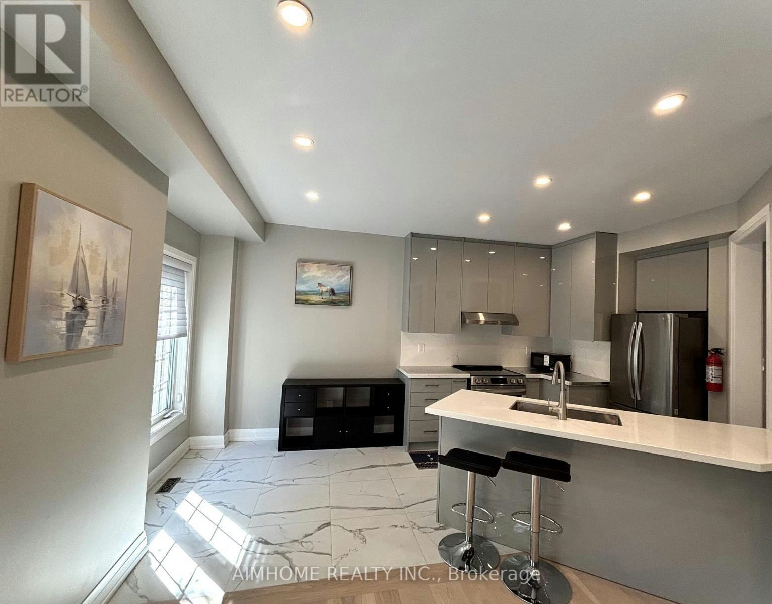 35-15 Old Colony Road, Richmond Hill, ON, L4E 4L5 - 7
