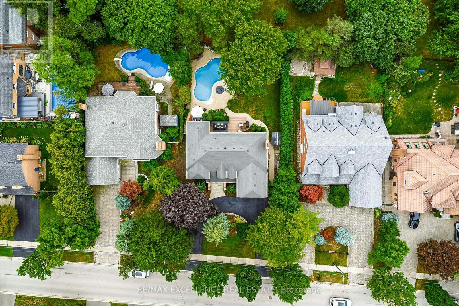 2446 Hammond Road, Mississauga, ON, L5K 1T2