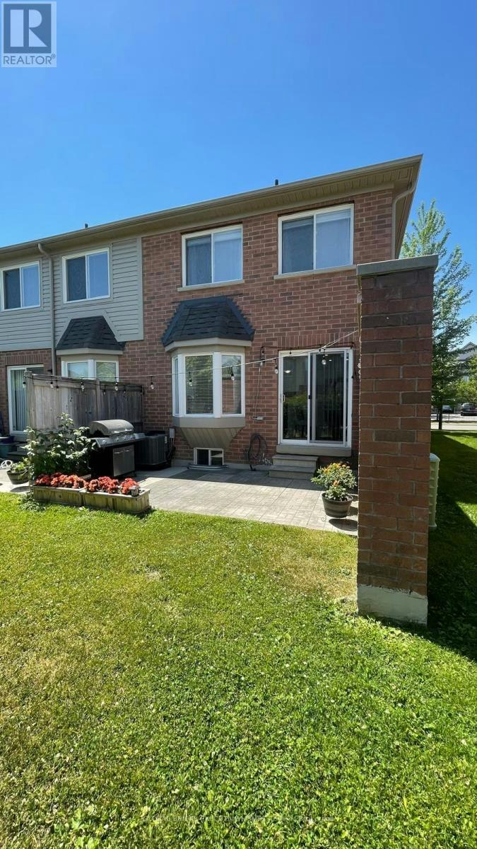 11-5255 Palmetto Place, Mississauga, ON, L5M 0H2