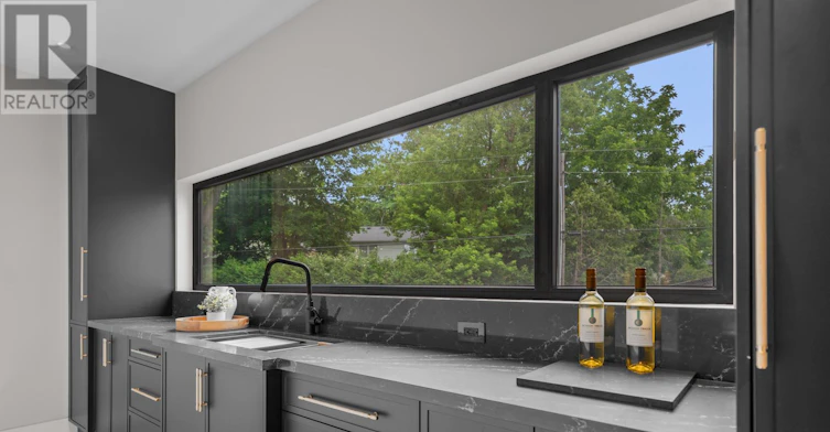 298 Strathcona Drive, Burlington, ON, L7L 2E1 - 9