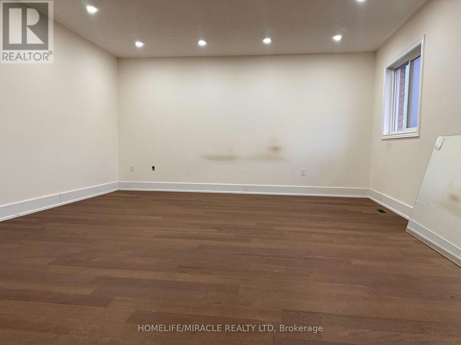 MAIN-56 Baycliffe Drive, Whitby, ON, L1P 0B2 - 3