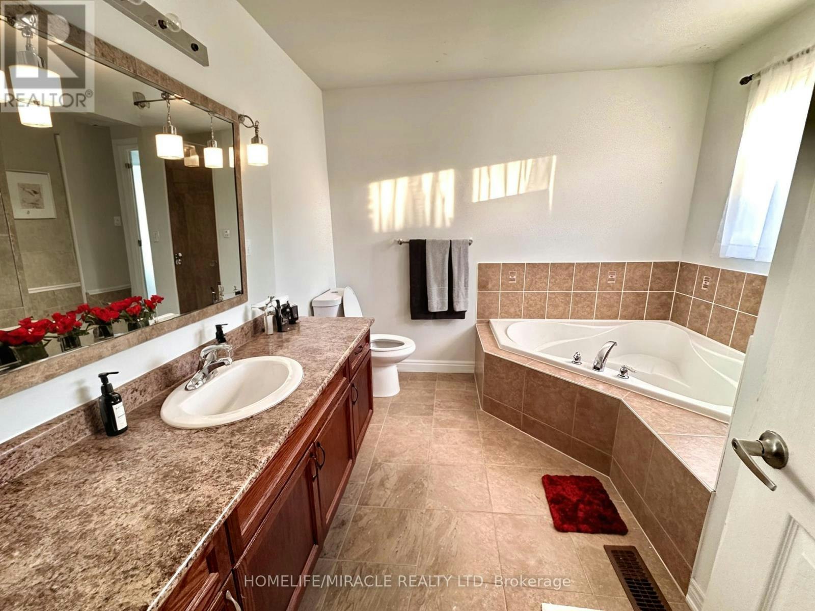 MAIN-56 Baycliffe Drive, Whitby, ON, L1P 0B2 - 7