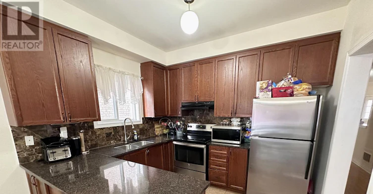 MAIN-56 Baycliffe Drive, Whitby, ON, L1P 0B2 - 8