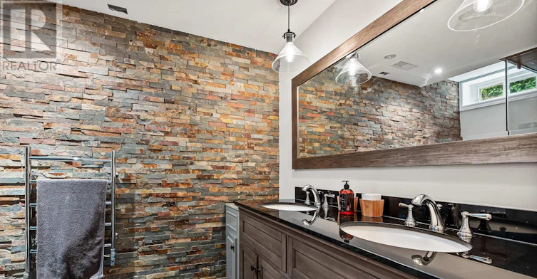 2446 Hammond Road, Mississauga, ON, L5K 1T2 - 42