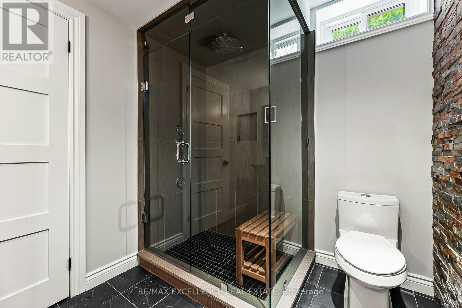 2446 Hammond Road, Mississauga, ON, L5K 1T2 - 43