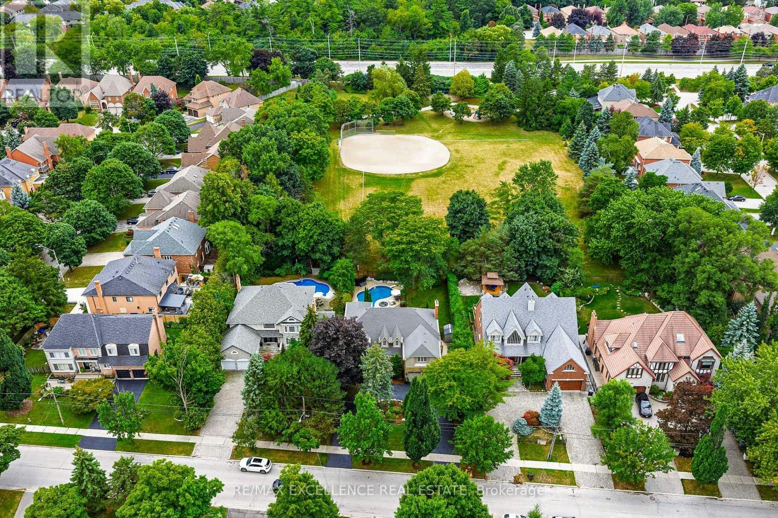 2446 Hammond Road, Mississauga, ON, L5K 1T2 - 49
