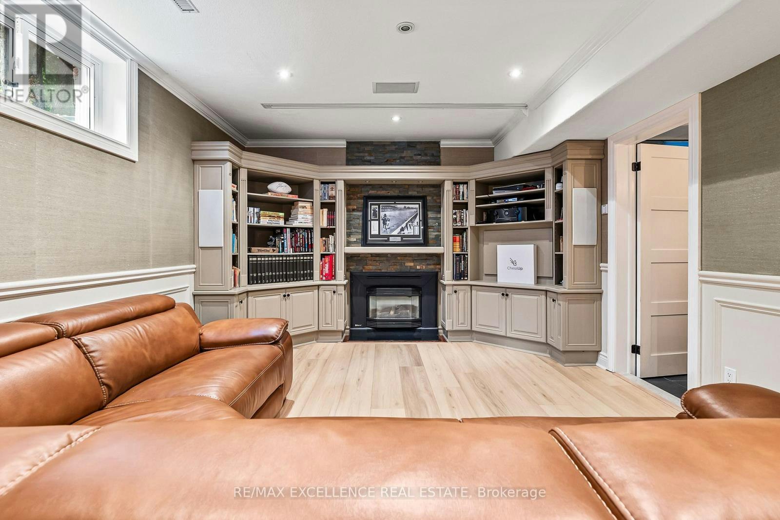 2446 Hammond Road, Mississauga, ON, L5K 1T2 - 41