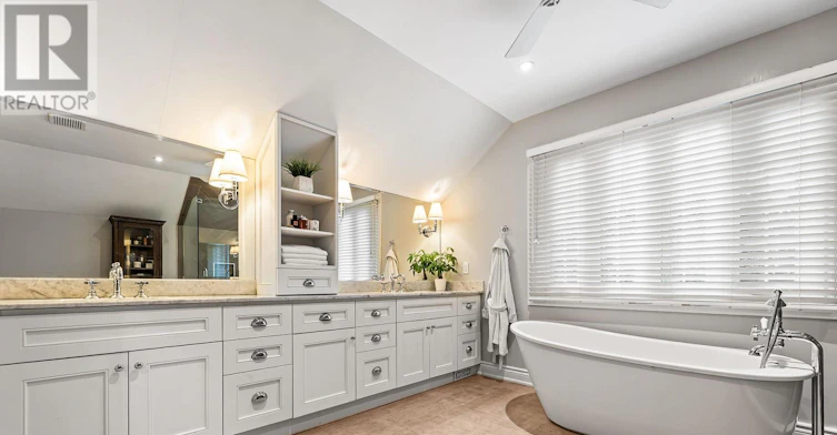 2446 Hammond Road, Mississauga, ON, L5K 1T2 - 33
