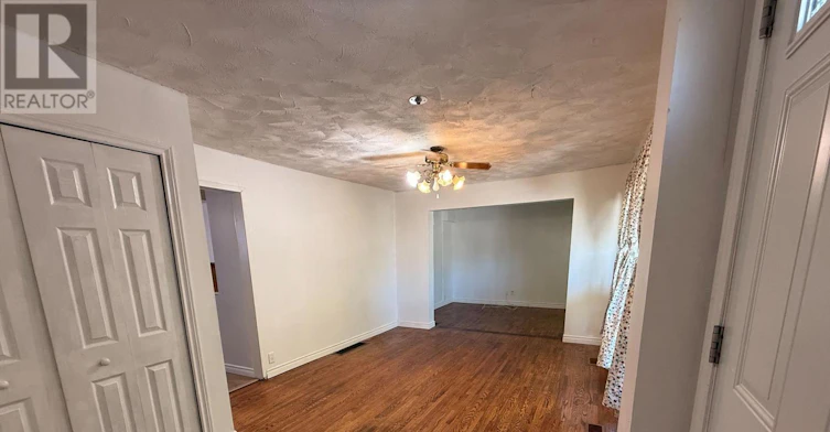MAIN LEVEL-8200 Woodbine Street, Niagara Falls, ON, L2H 1C7 - 2
