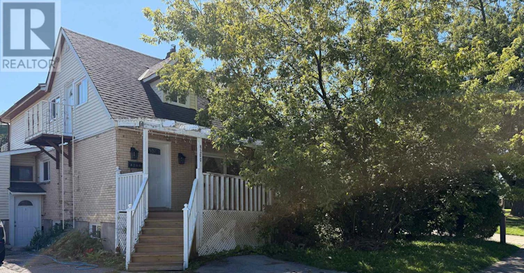 MAIN LEVEL-8200 Woodbine Street, Niagara Falls, ON, L2H 1C7