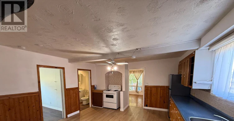 MAIN LEVEL-8200 Woodbine Street, Niagara Falls, ON, L2H 1C7 - 6
