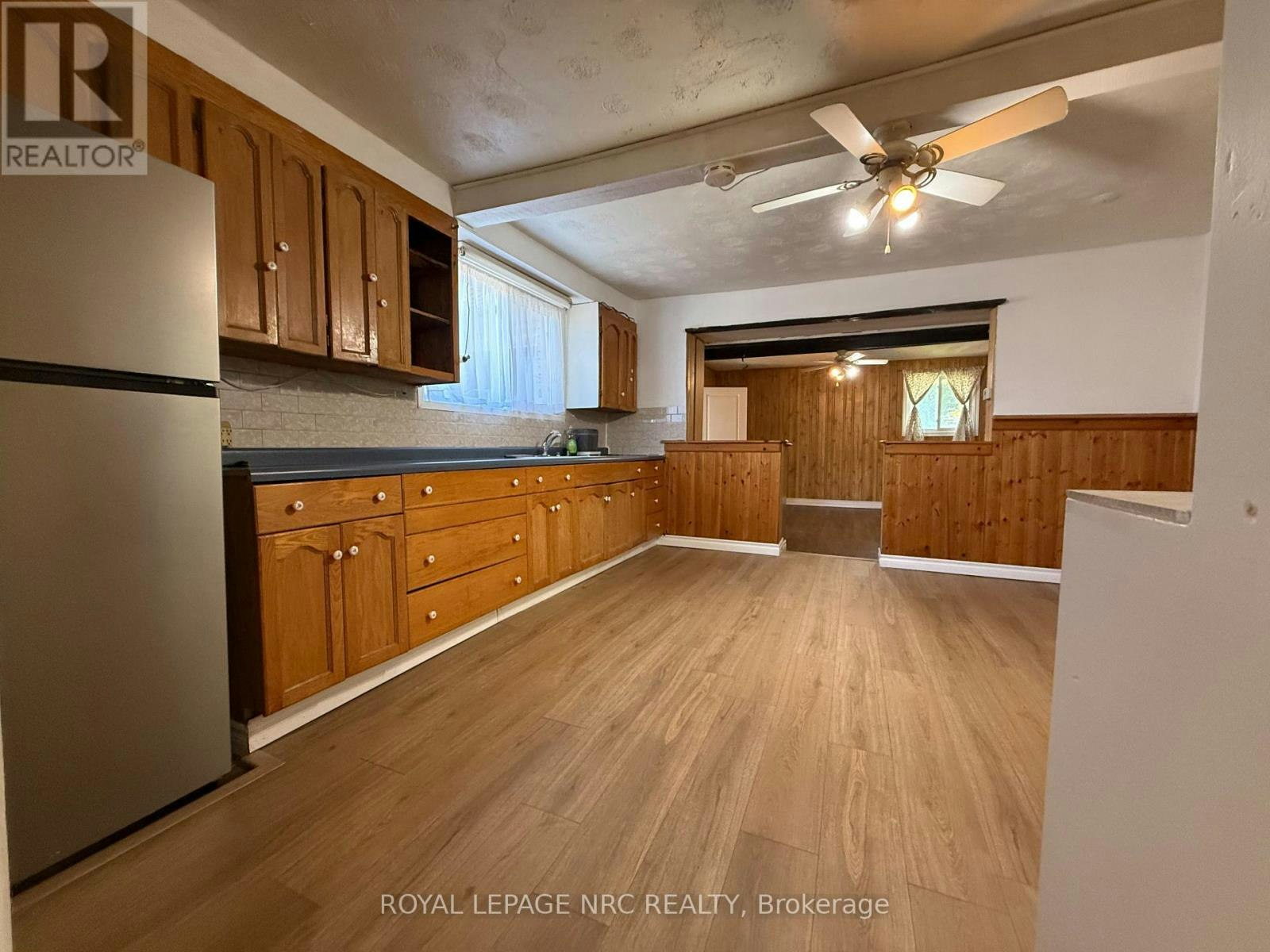 MAIN LEVEL-8200 Woodbine Street, Niagara Falls, ON, L2H 1C7 - 5