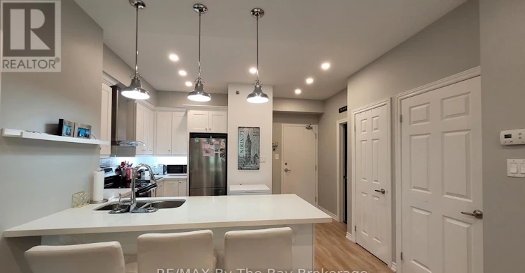 106-16 Westbury Road, Wasaga Beach, ON, L9Z 0B8 - 3
