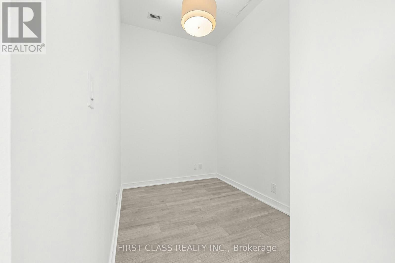 110-1 Neighbourhood Lane, Toronto, ON, M8Y 0C7 - 19