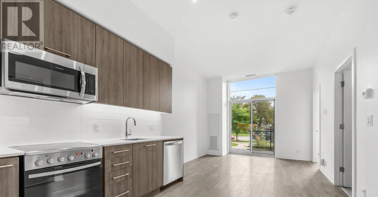 110-1 Neighbourhood Lane, Toronto, ON, M8Y 0C7 - 3
