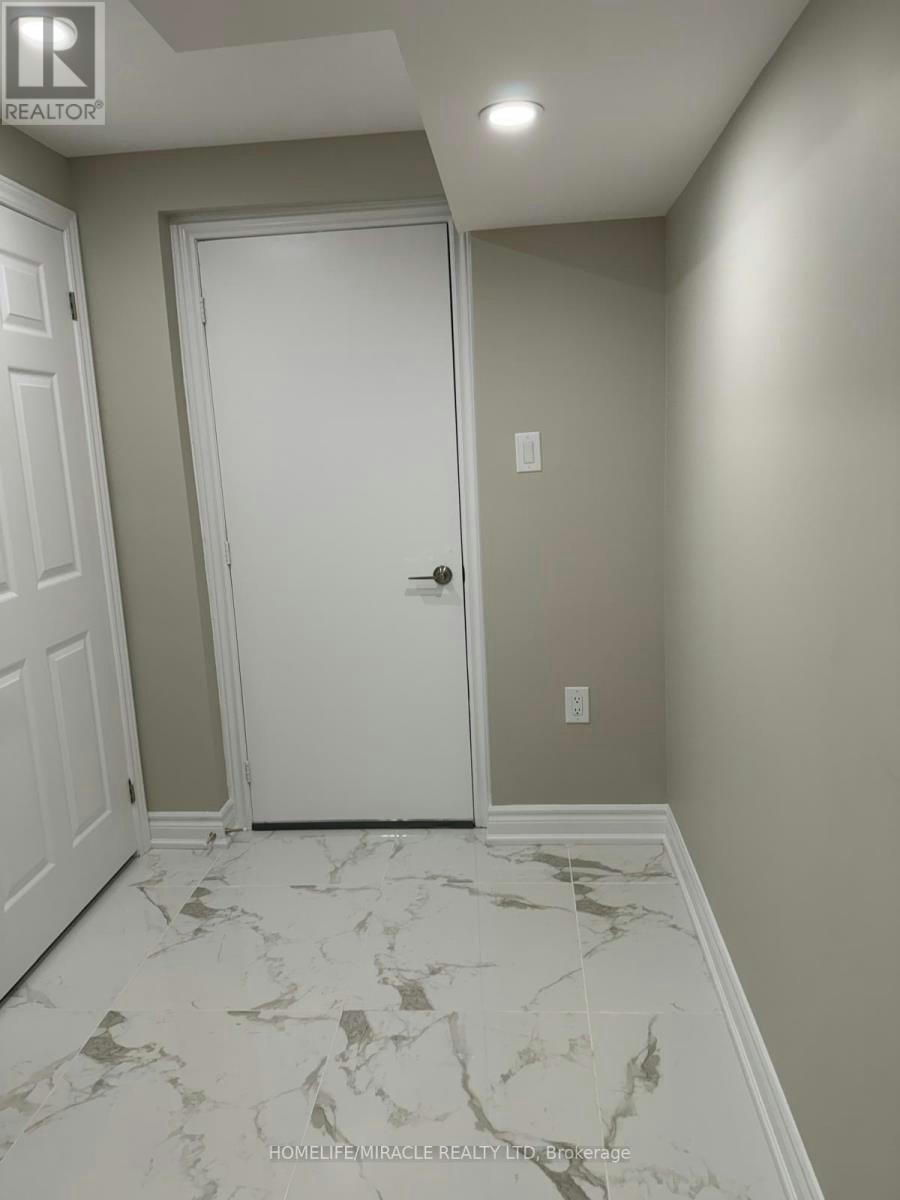 BASEMENT-3082 Doyle Street, Mississauga, ON, L5M 0N1 - 3