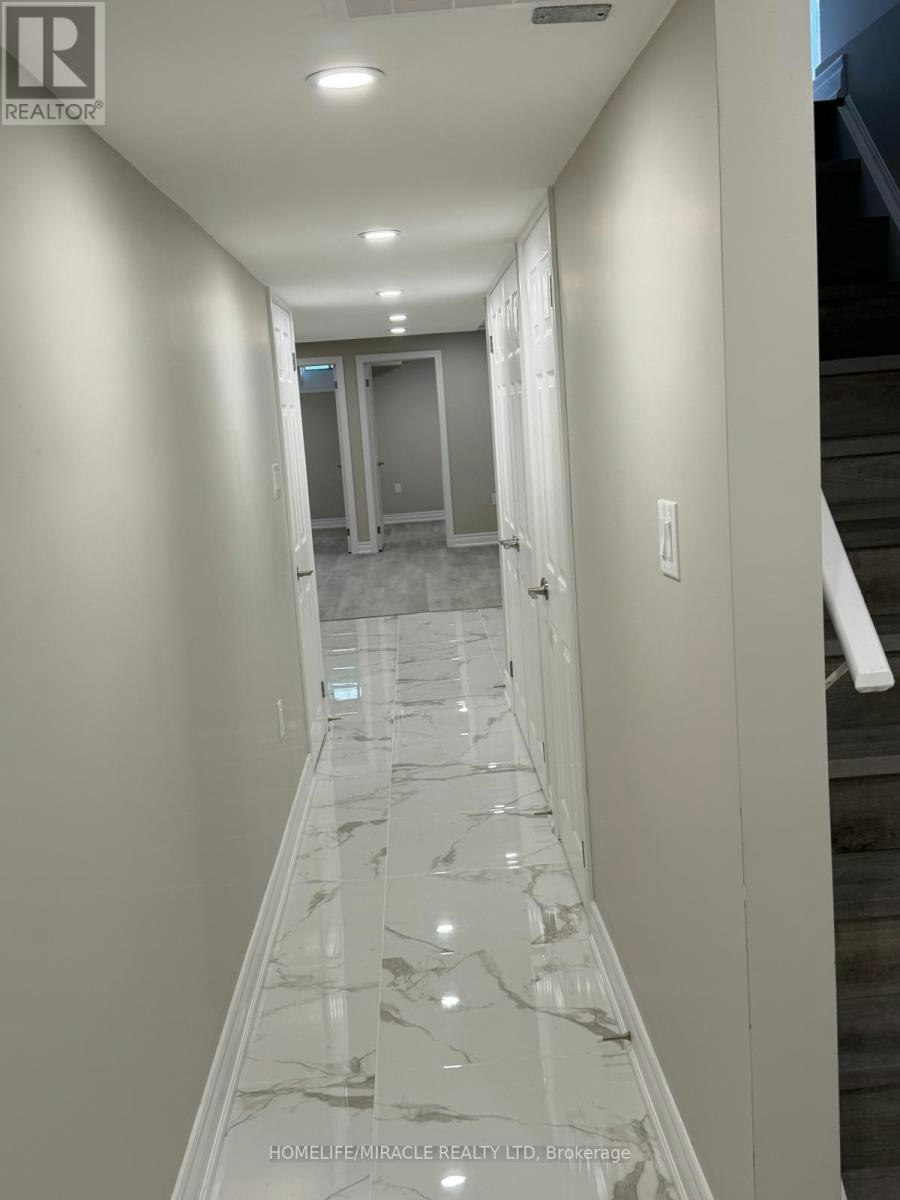 BASEMENT-3082 Doyle Street, Mississauga, ON, L5M 0N1 - 2