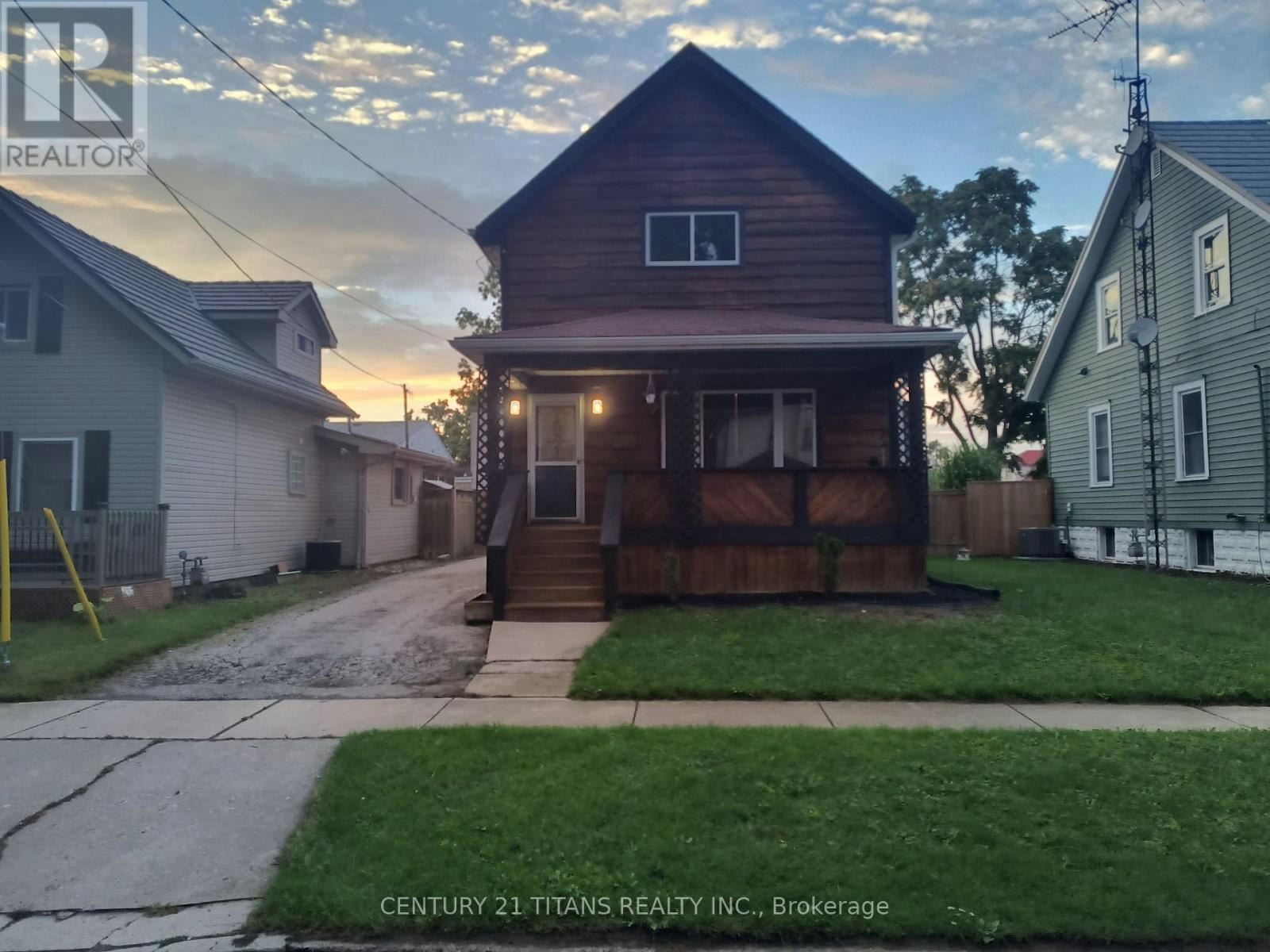 5 Poplar Street, Chatham-Kent, ON, N7L 1J8