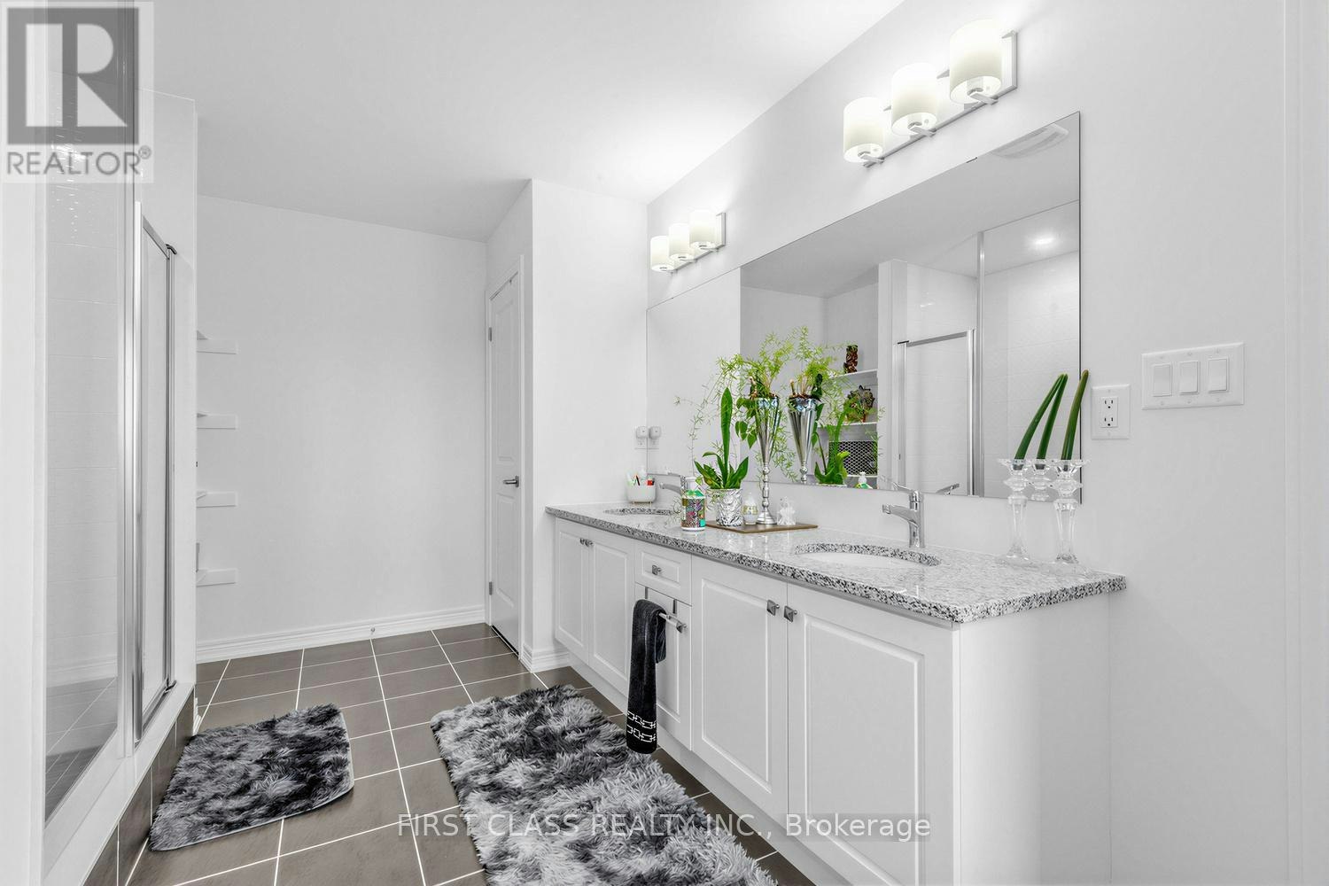 15 Abbey Crescent, Barrie, ON, L9J 0W9 - 28
