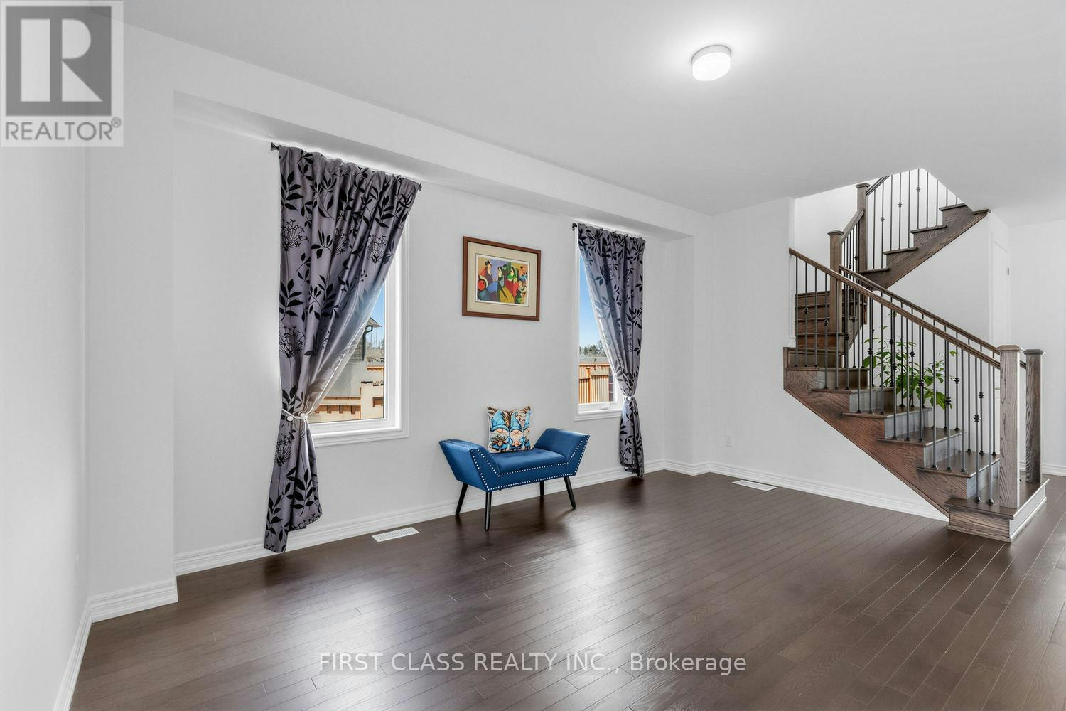 15 Abbey Crescent, Barrie, ON, L9J 0W9 - 4