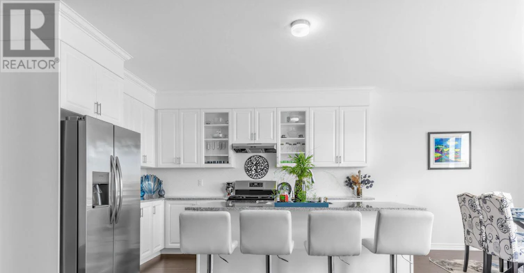 15 Abbey Crescent, Barrie, ON, L9J 0W9 - 14