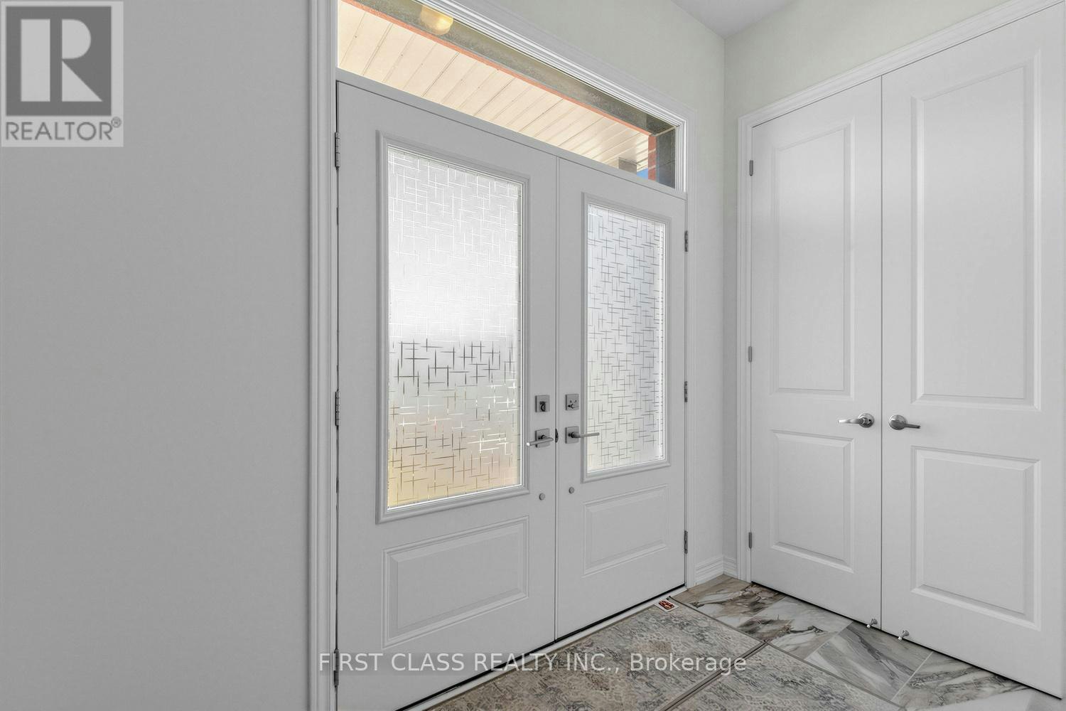 15 Abbey Crescent, Barrie, ON, L9J 0W9 - 3